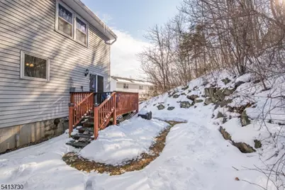 17 Village Dr, Hamburg, NJ 07419 - Photo 25