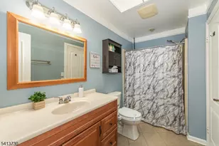 17 Village Dr, Hamburg, NJ 07419 - Photo 21