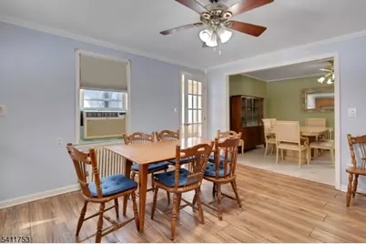 410 Horseneck Rd, Fairfield, NJ 07004 - Photo 25