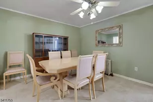 410 Horseneck Rd, Fairfield, NJ 07004 - Photo 27