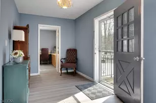 410 Horseneck Rd, Fairfield, NJ 07004 - Photo 21