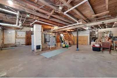 410 Horseneck Rd, Fairfield, NJ 07004 - Photo 37