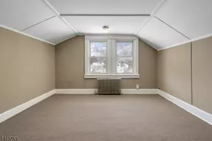 410 Horseneck Rd, Fairfield, NJ 07004 - Photo 33