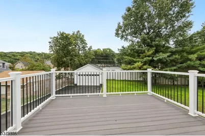 76 Elm Rd, Caldwell, NJ 07006 - Photo 15