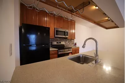 70 Eton Way, Franklin Township, NJ 08873 - Photo 5