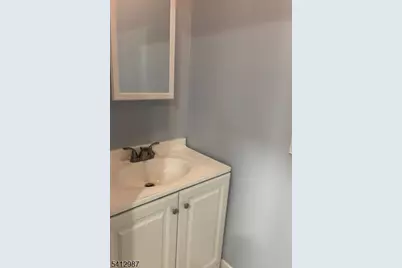 286 Bates St, Phillipsburg, NJ 08865 - Photo 9