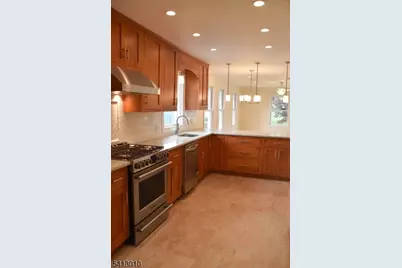 52 Hill St, Midland Park, NJ 07432 - Photo 7