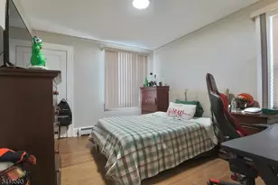 24 Hewitt Ave, Belleville, NJ 07109 - Photo 27