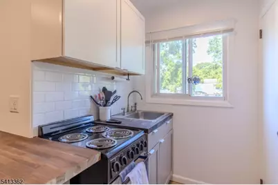 923 Ringwood Ave #2, Wanaque, NJ 07420 - Photo 5