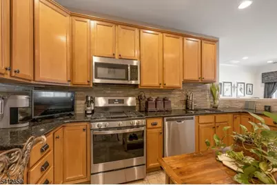 3213 Warrens Way, Wanaque, NJ 07465 - Photo 15