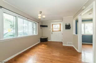 37 Embury Pl, Parsippany, NJ 07878 - Photo 3