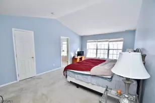 263 Ridge Dr, Pompton Lakes, NJ 07442 - Photo 9