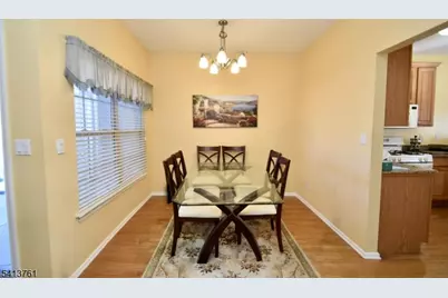 263 Ridge Dr, Pompton Lakes, NJ 07442 - Photo 5