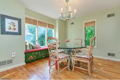 25 Bedford Rd, Summit, NJ 07901 - Photo 11