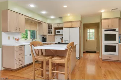 25 Bedford Rd, Summit, NJ 07901 - Photo 9