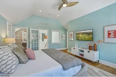 10 Mountain Ter, Montclair, NJ 07043 - Photo 29