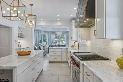 10 Mountain Ter, Montclair, NJ 07043 - Photo 15