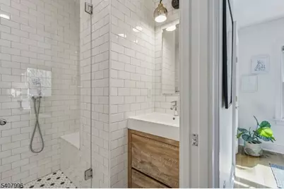 10 Mountain Ter, Montclair, NJ 07043 - Photo 35