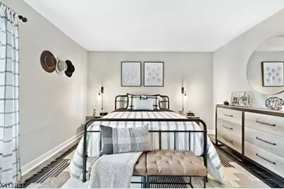 1000 Pheasant Hollow Dr, Plainsboro Township, NJ 08536 - Photo 7