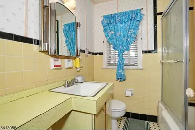 29 Elberon Ave, Paterson, NJ 07502 - Photo 9