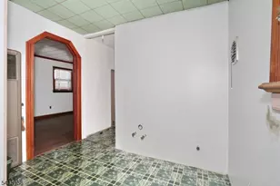 29 Elberon Ave, Paterson, NJ 07502 - Photo 15