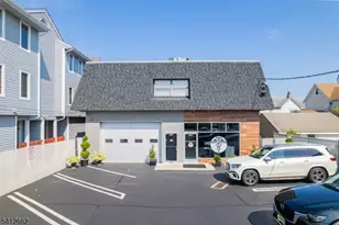 107 Stuyvesant Ave, Lyndhurst Township, NJ 07071 - Photo 1