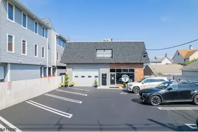 107 Stuyvesant Ave, Lyndhurst Township, NJ 07071 - Photo 1