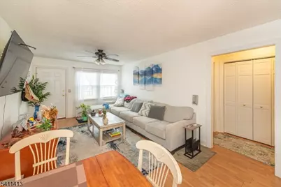 120 Willard St #14, Pompton Lakes, NJ 07442 - Photo 5