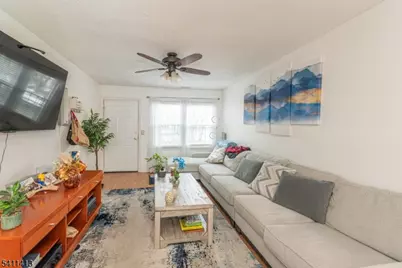 120 Willard St #14, Pompton Lakes, NJ 07442 - Photo 3