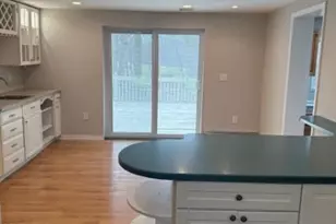 5 Linabury Ln, Chester, NJ 07930 - Photo 9