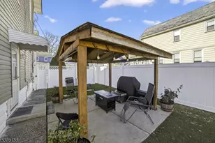 121 Myrtle St, Roselle, NJ 07203 - Photo 29