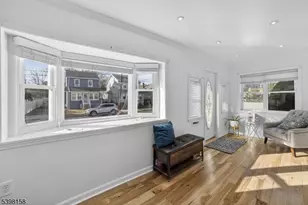 121 Myrtle St, Roselle, NJ 07203 - Photo 7