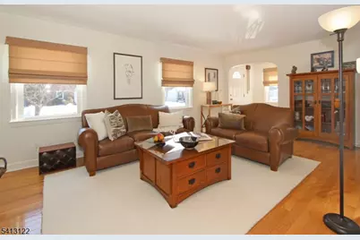 14 Davidson Rd, Bloomfield, NJ 07003 - Photo 9