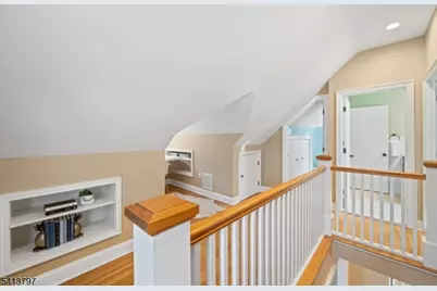 93 Bromley Pl, Nutley, NJ 07110 - Photo 25