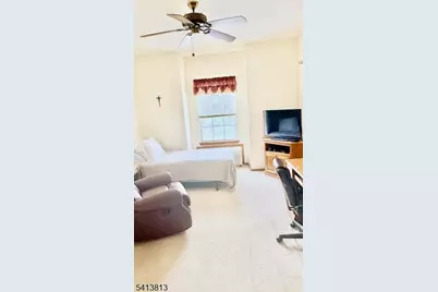 5415 Richmond Rd #415, West Milford, NJ 07480 - Photo 13