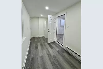 1015 Flora St, Elizabeth, NJ 07201 - Photo 9