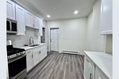 1015 Flora St, Elizabeth, NJ 07201 - Photo 7