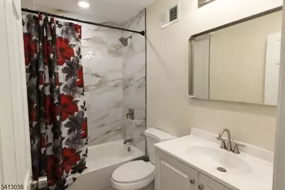 7 Maple St, Bloomfield, NJ 07003 - Photo 7