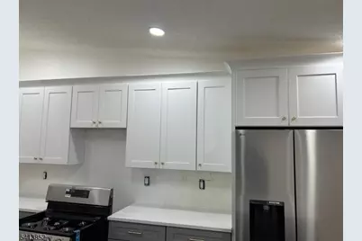 223 Wycoff Way, East Brunswick Township, NJ 08816 - Photo 5