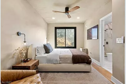 118 Webster Ave, Jersey City, NJ 07307 - Photo 15