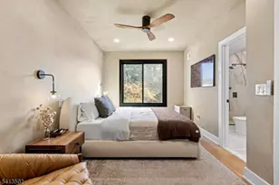 118 Webster Ave, Jersey City, NJ 07307 - Photo 15