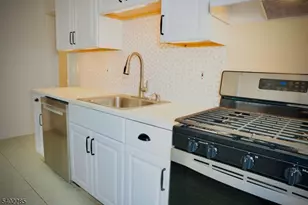 33B W Roselle Ave, Roselle Park, NJ 07204 - Photo 11