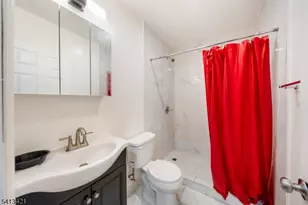 853 Rebecca Pl, Elizabeth, NJ 07201 - Photo 9