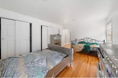 853 Rebecca Pl, Elizabeth, NJ 07201 - Photo 11