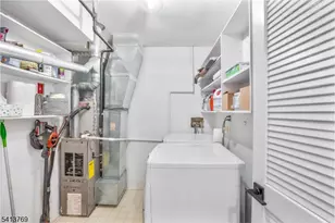 8 Springholm Dr Ondo, Berkeley Heights Township, NJ 07922 - Photo 7