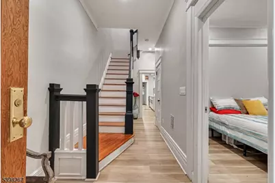 257 Woodlawn Ave, Jersey City, NJ 07305 - Photo 13