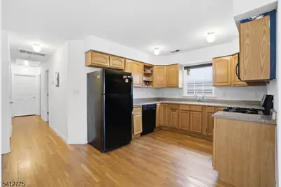 452 Broadway, Elizabeth, NJ 07206 - Photo 5