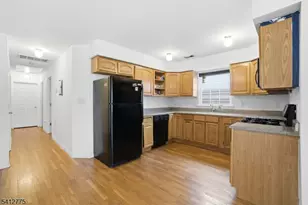 452 Broadway, Elizabeth, NJ 07206 - Photo 5