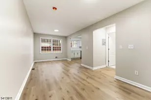 18 E Kinney St, Newark, NJ 07102 - Photo 7