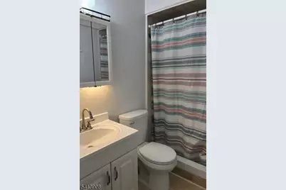 70 Port Ave, Elizabeth, NJ 07206 - Photo 7
